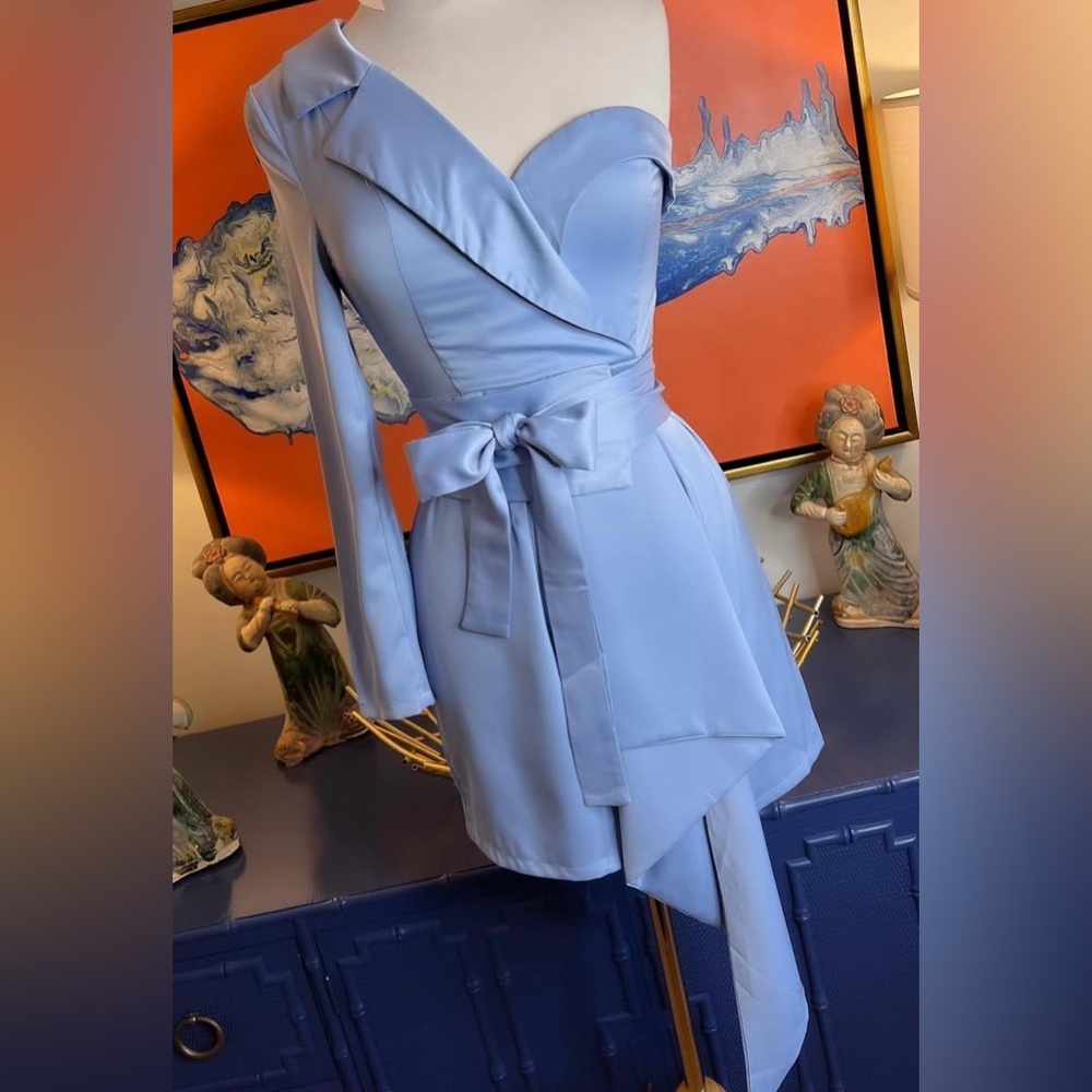 Elegant One-Shoulder Blue Dress